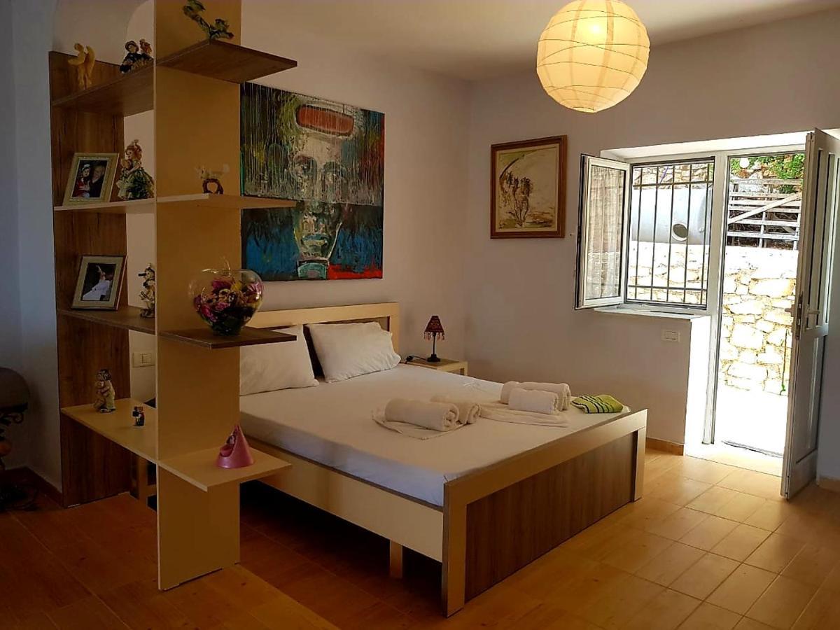 Aira Apartment Himare Ngoại thất bức ảnh