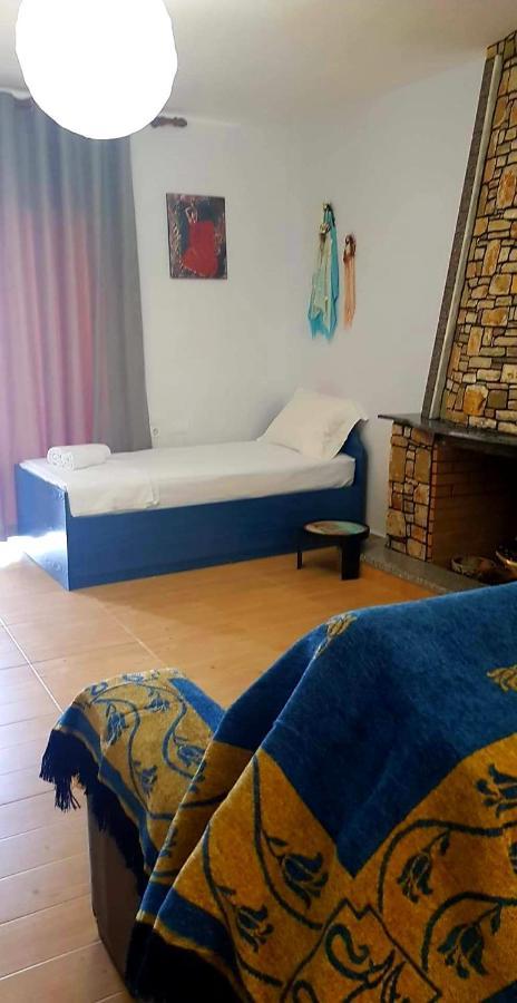Aira Apartment Himare Ngoại thất bức ảnh
