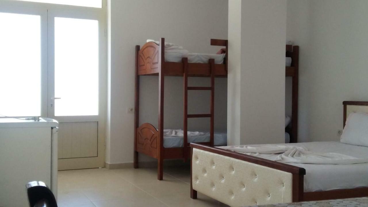 Aira Apartment Himare Ngoại thất bức ảnh